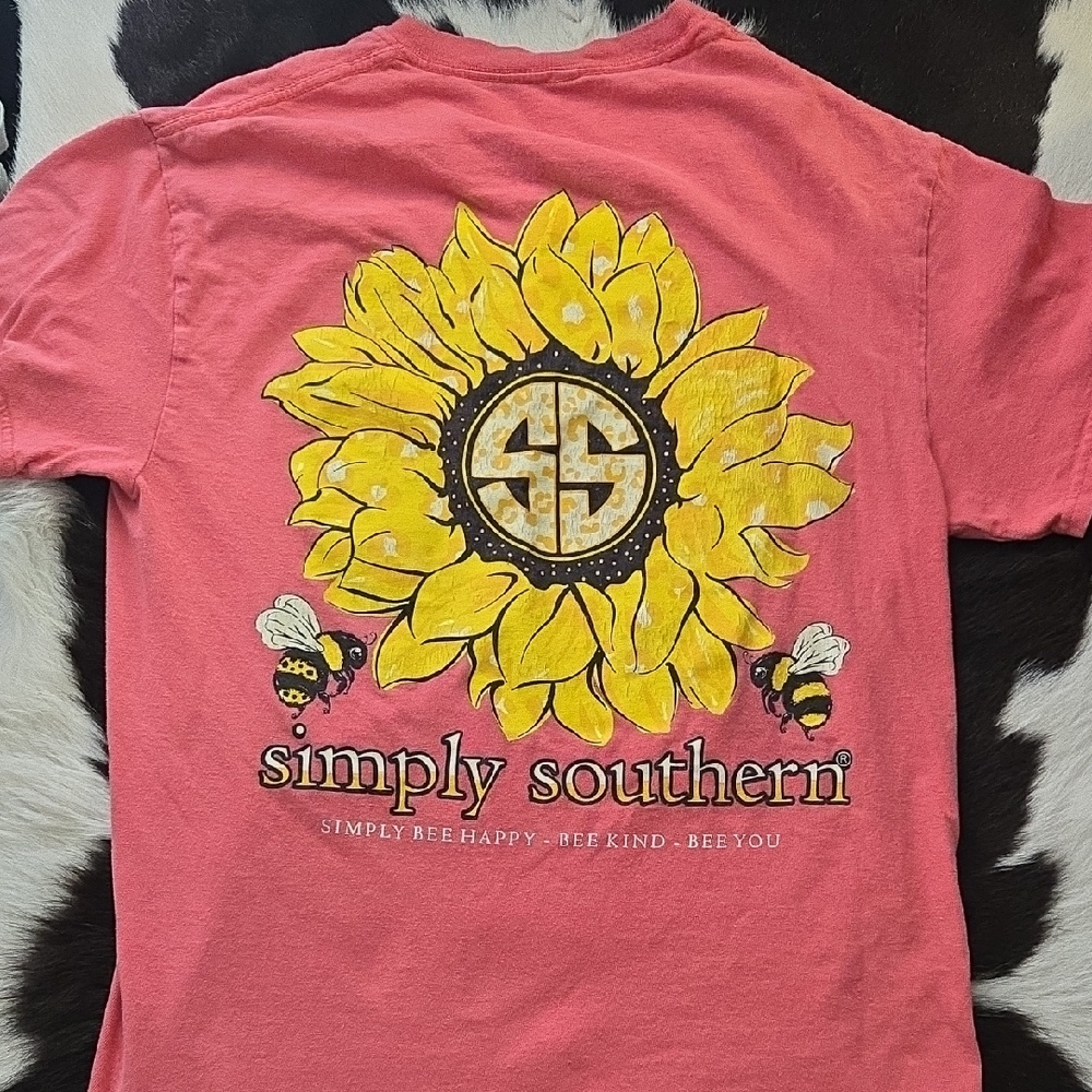 Simply Southern Coral Tee with Sunflower Graphic